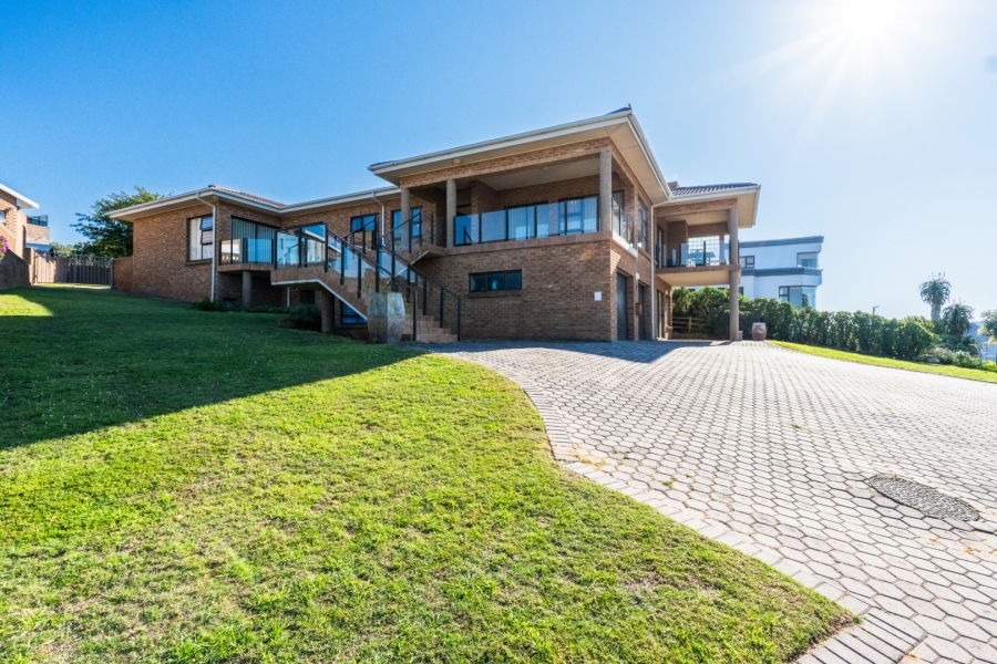 4 Bedroom Property for Sale in Stilbaai Wes Western Cape